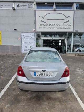 Ford Mondeo 2.5 V6 Ghia