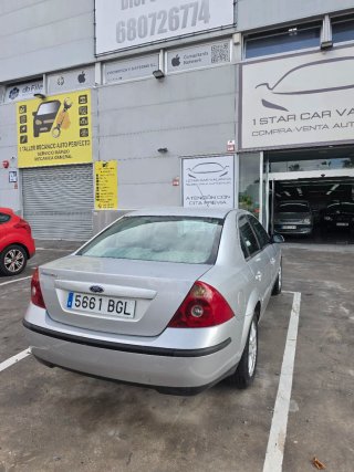 Ford Mondeo 2.5 V6 Ghia