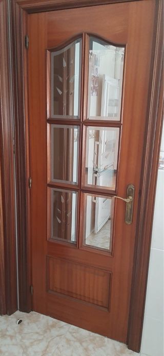Puerta Sapelly con cristal