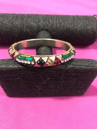 Pulsera fantasía piedras variadas