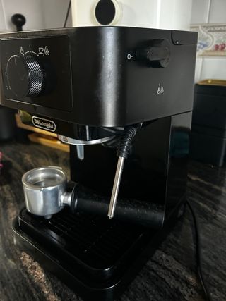 Cafetera DeLonghi Negra
