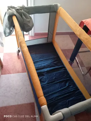 Cuna de viaje plegable