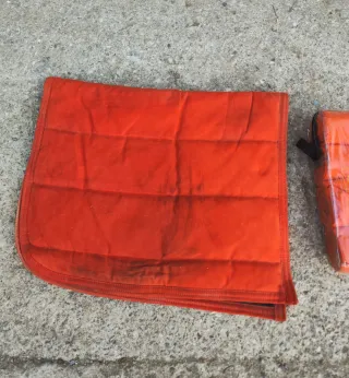 CONJUNTO NARANJA PARA CABALLO