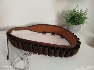 Cinturón porta cartuchos de piel 30+20