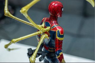 Iron Spider Crazy Toys 1/6