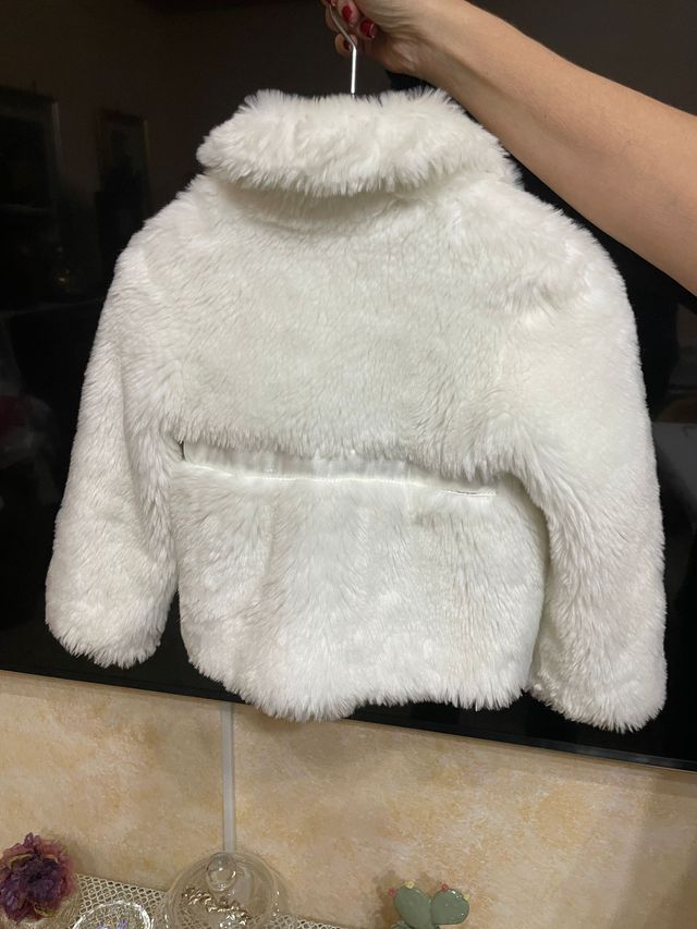 Guess Giacchina Pelliccia Sintetica Bambina Bianca