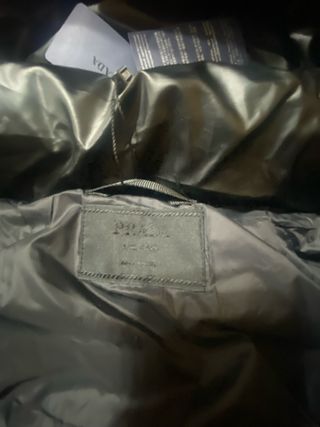 Giubbotto Prada Nero ancora con l’etichetta, nuovo