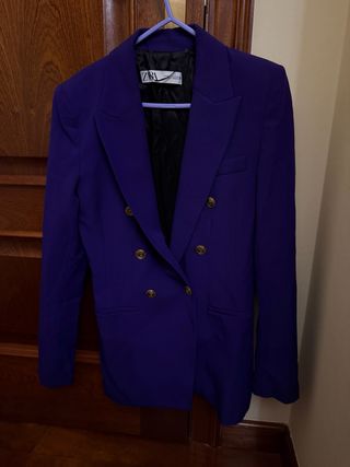 Americana Zara Morada Doble Botonadura