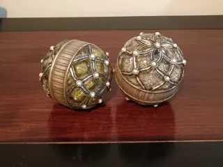 Bolas decorativas de cristal y metal