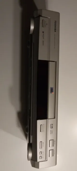 Reproductor DVD Toshiba SD-110EE