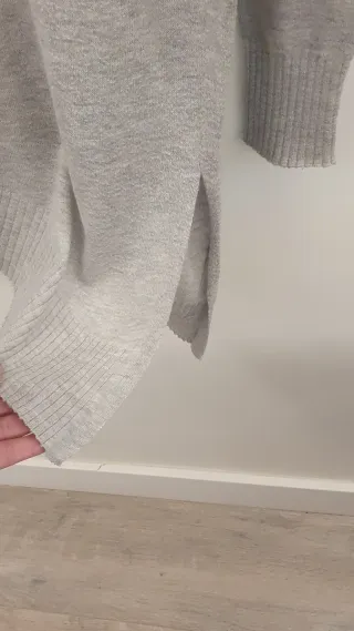 Jersey Mango Asimétrico gris