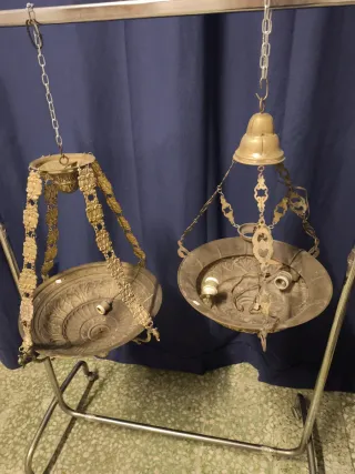 Lámparas votivas aceiteras antiguas