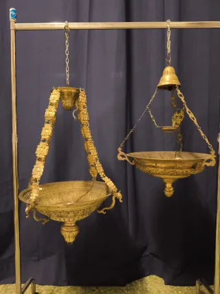 Lámparas votivas aceiteras antiguas