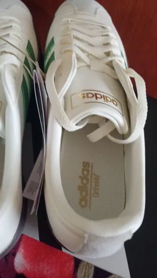 Zapatillas Adidas Blancas y Verdes vl court 2.0