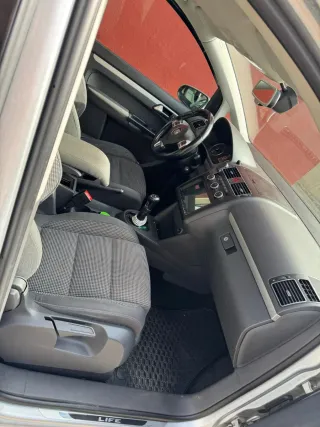 Volkswagen Touran 2013