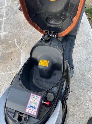 Piaggio Liberty 50 Negra