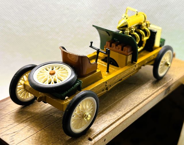 BRUMM FORD 999 LAKE ST.CLAIRE 1901, ESC.1/43 NUEVO