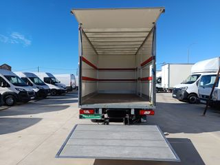 Ford Transit 2.0 CHASIS CAJA CERRADA TRAMPILLA