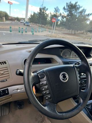 SsangYong Rodius 2009