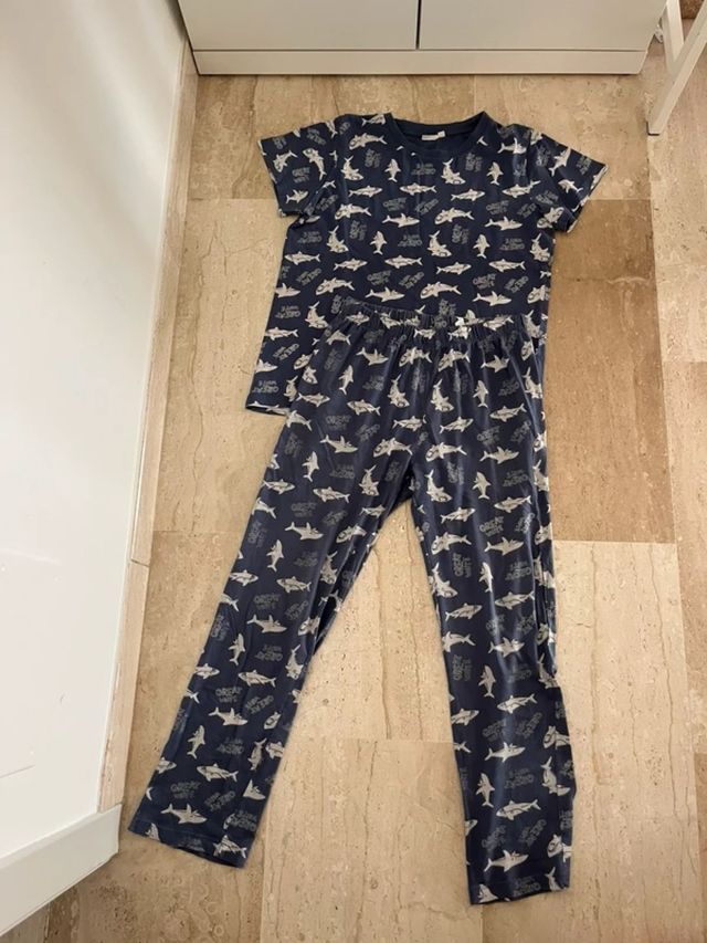 Pijama Tiburones Cotton Juice Talla M