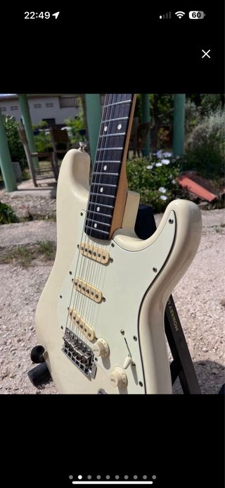 guitarra stratocaster squier Japón e series