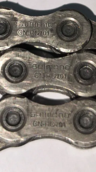 Shimano Ultegra CN-HG701 chain very good cndtion