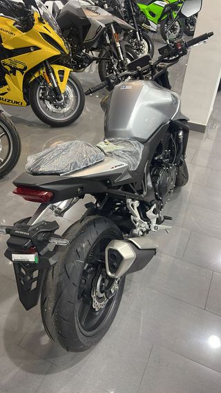 Honda Hornet 750