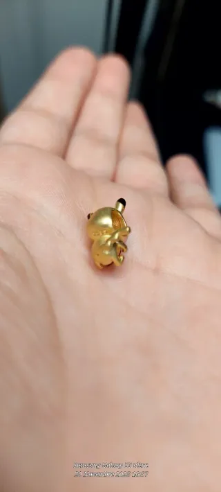 Charm Pikachu argento