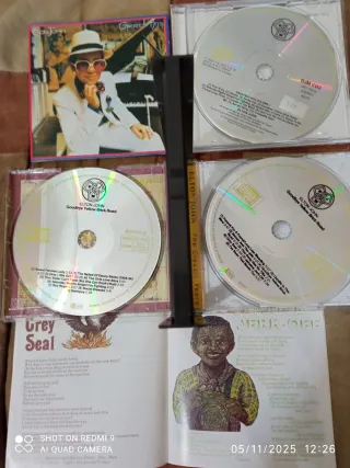 Pack Elton John: Libros y CDs