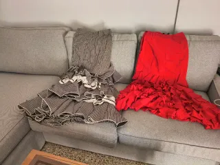 Faldas Rocieras Marrones y Rojas