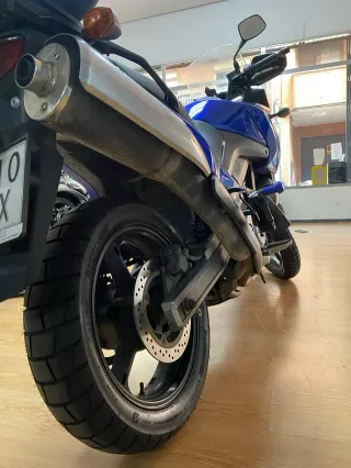 Suzuki V-Strom 650 Azul