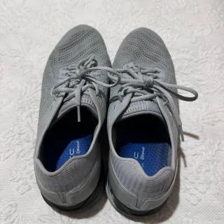 Zapatillas Under Armour Grises