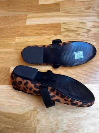 Bailarinas animal print con cremallera
