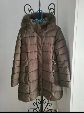 Chaquetón marrón ligero y calentito