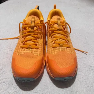 Zapatillas Under Armour Naranja