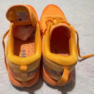 Zapatillas Under Armour Naranja