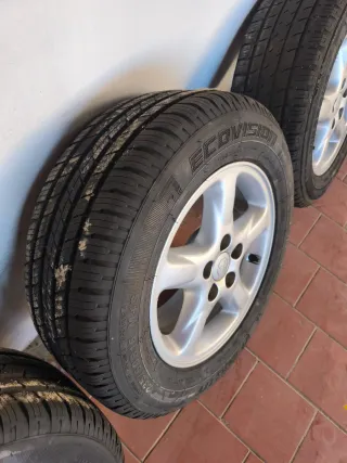 Llantas Toyota RAV 4