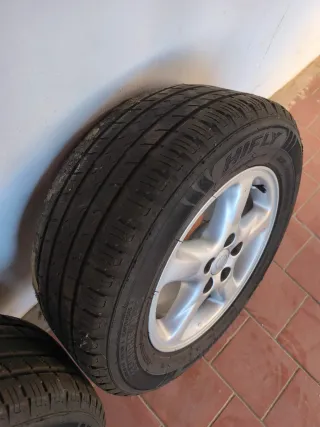 Llantas Toyota RAV 4