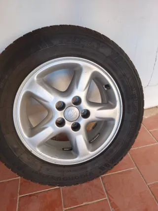 Llantas Toyota RAV 4