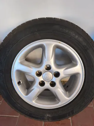 Llantas Toyota RAV 4