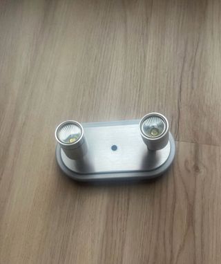 Lámpara doble LED plateada