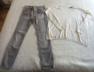 Pantalón gris y suéter blanco Talla M
