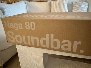 Barra de sonido negra muy moderna y con sonido env