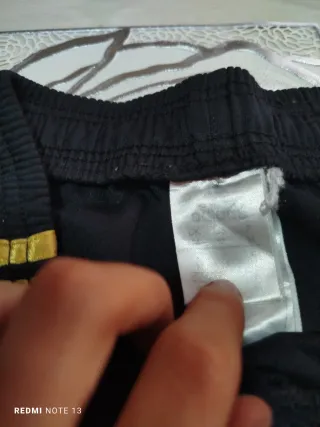 pantalón de chándal del real Madrid