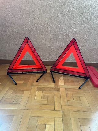 2 Triángulos de seguridad vehiculo Nuevos