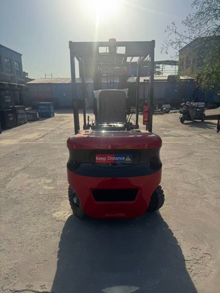 Carretilla Eléctrica 2500 kilos - MATRICULABLE