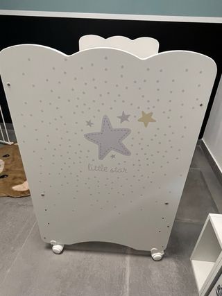 Cuna de bebé Toysrus Prenatal sin usar