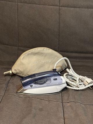 Plancha de viaje Rowenta plegable