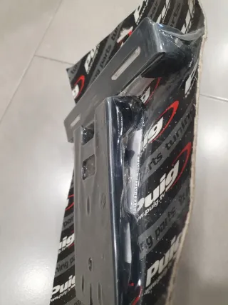 Portamatriculas Puig Deportivo. Yamaha YZF125