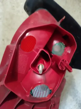 Foco trasero Peugeot 206